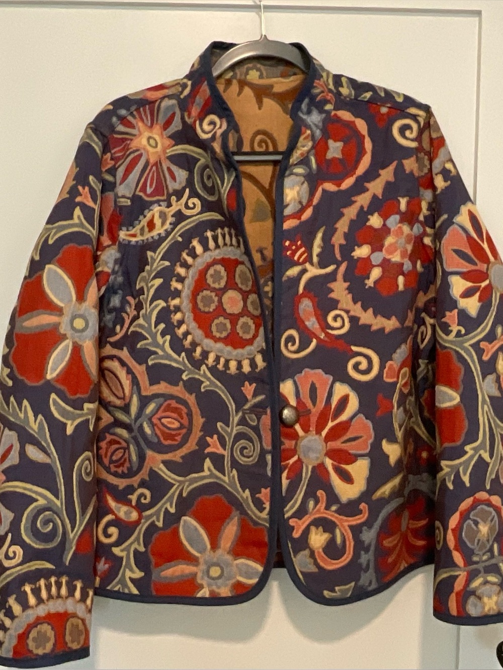 NWT TRIMDIN Womens Floral embroidered reversible Jacket - navy/tan -size XL